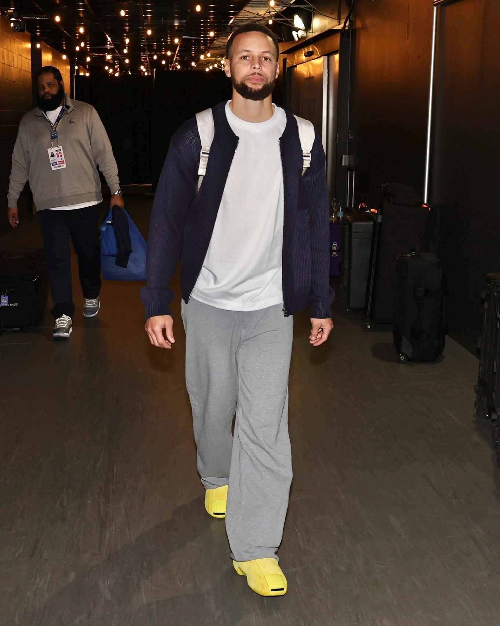 库里上脚的球鞋 阿迪和Slam杂志联名的配色金州勇士