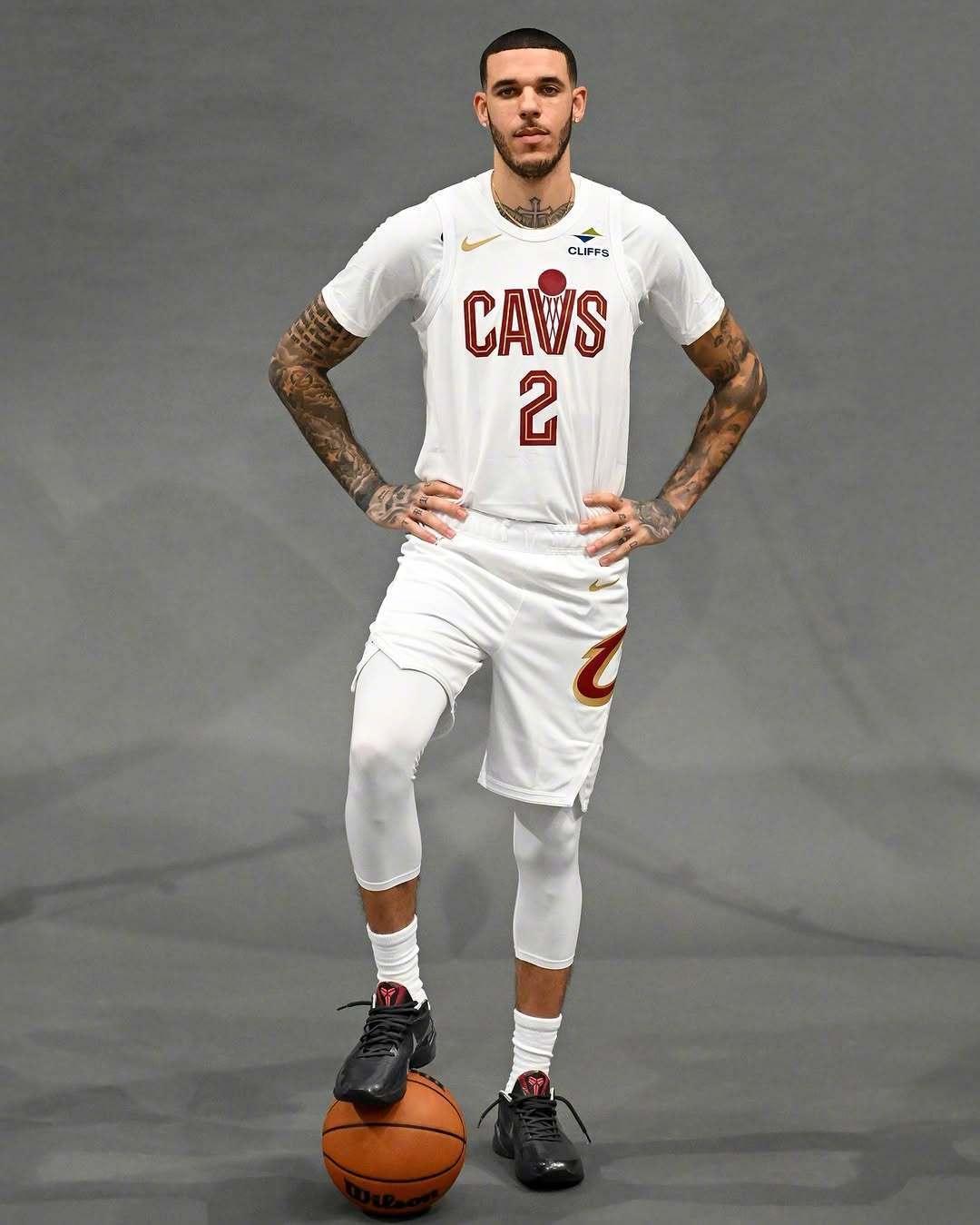 骑士nba媒体日nba 一起期待球哥新赛季的表现吧！ ​​​