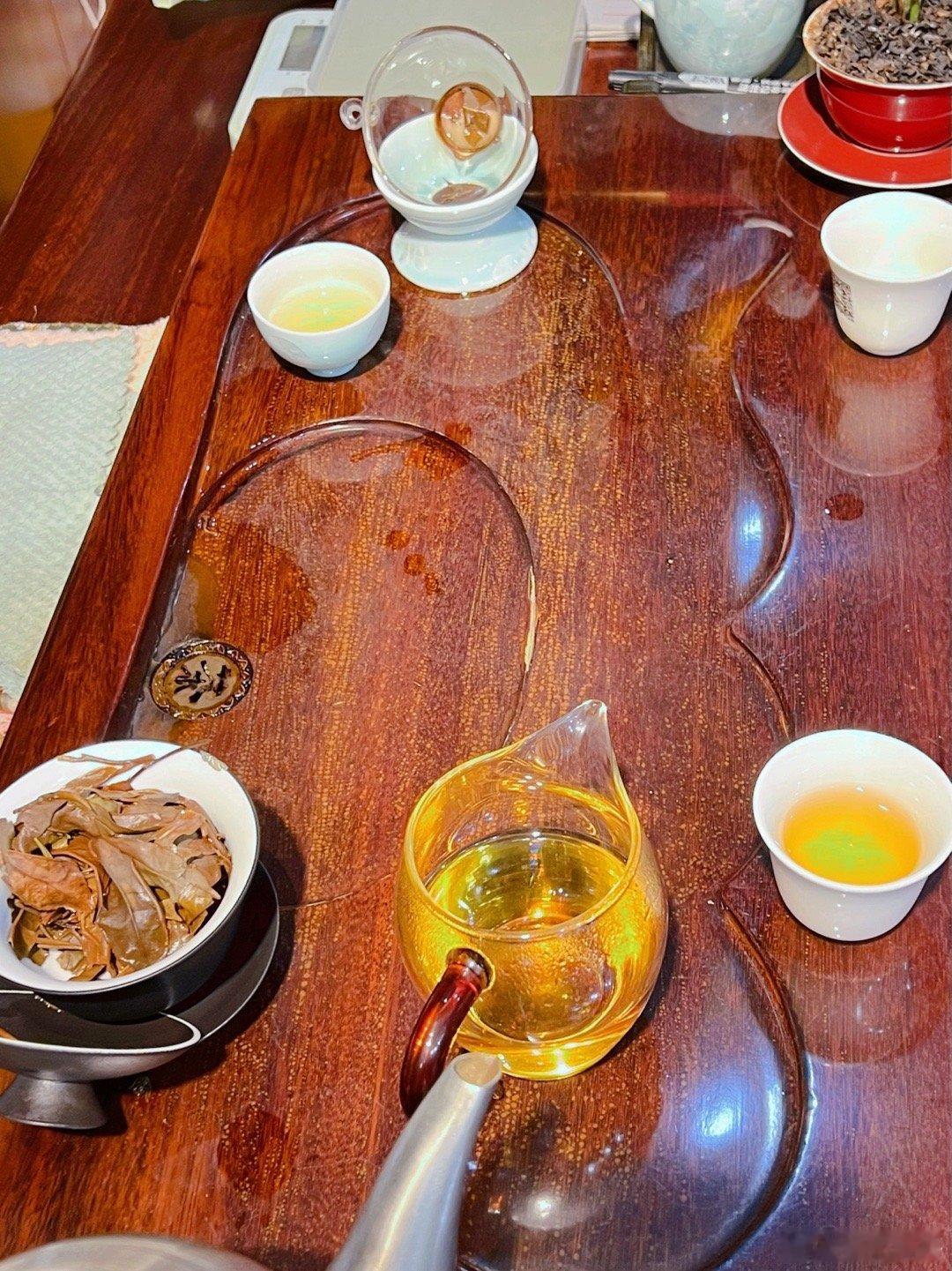 此时此刻吃货 20260713。周一。五月廿九。一日食农历五月最后一天下午路过随