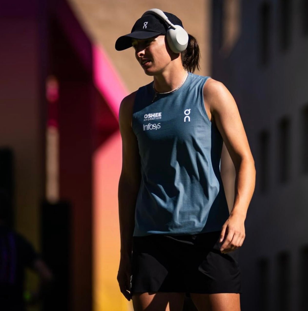 斯瓦泰克谈回归防守的初心：“我想重拾扎实的基础，再次感觉自己像球场上的一堵墙 —