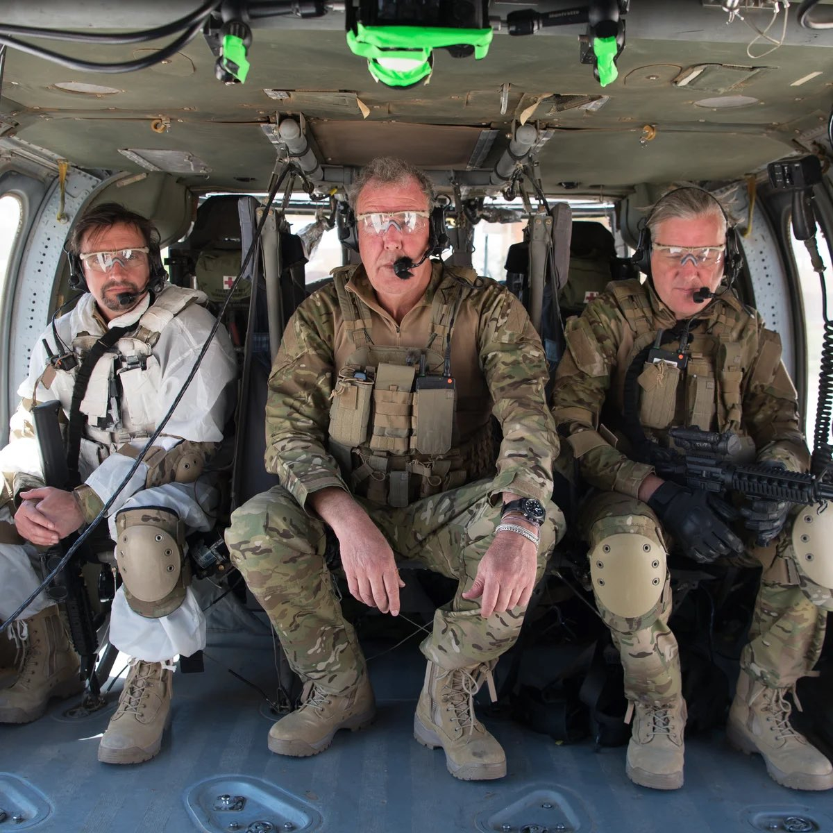 不管啥时候看到三贱客这张合影都会想笑 