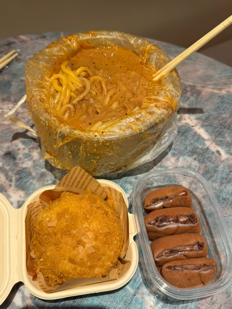 离开延吉去沈阳咯！p1-p4 延吉的紫菜卷好吃p5-p9 沈阳的美食分享不可辜负