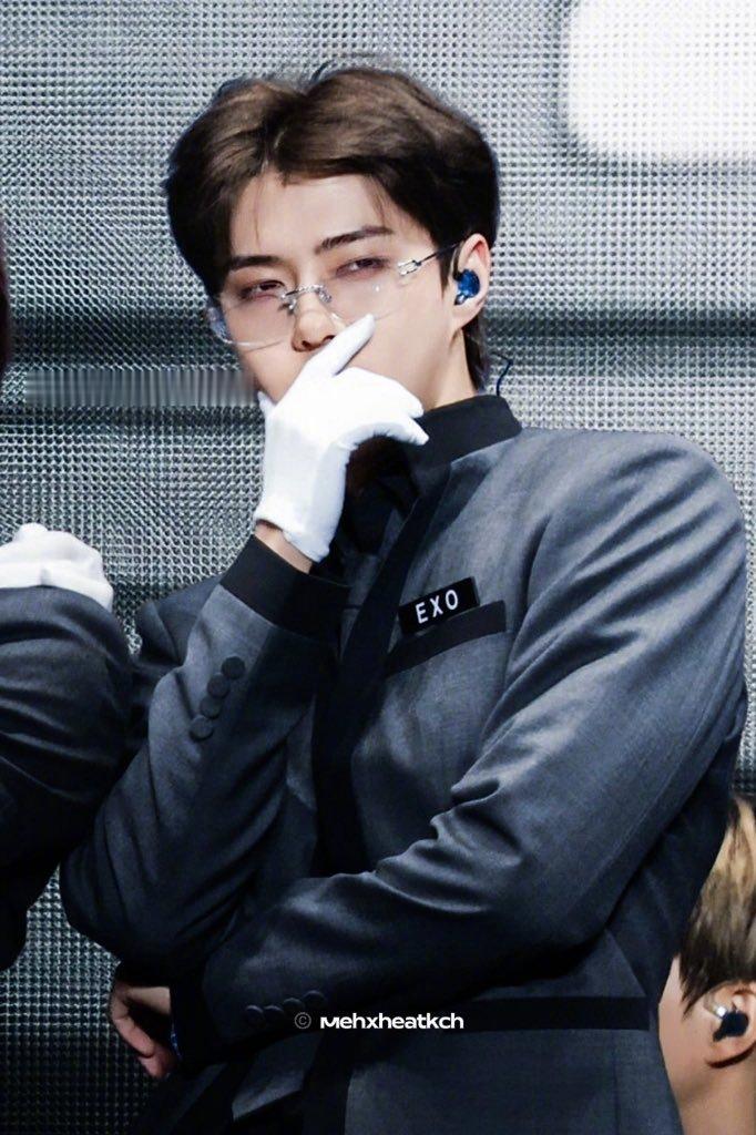 【Theqoo】增肌后在韩网反响很好的EXO世勋 吴世勋