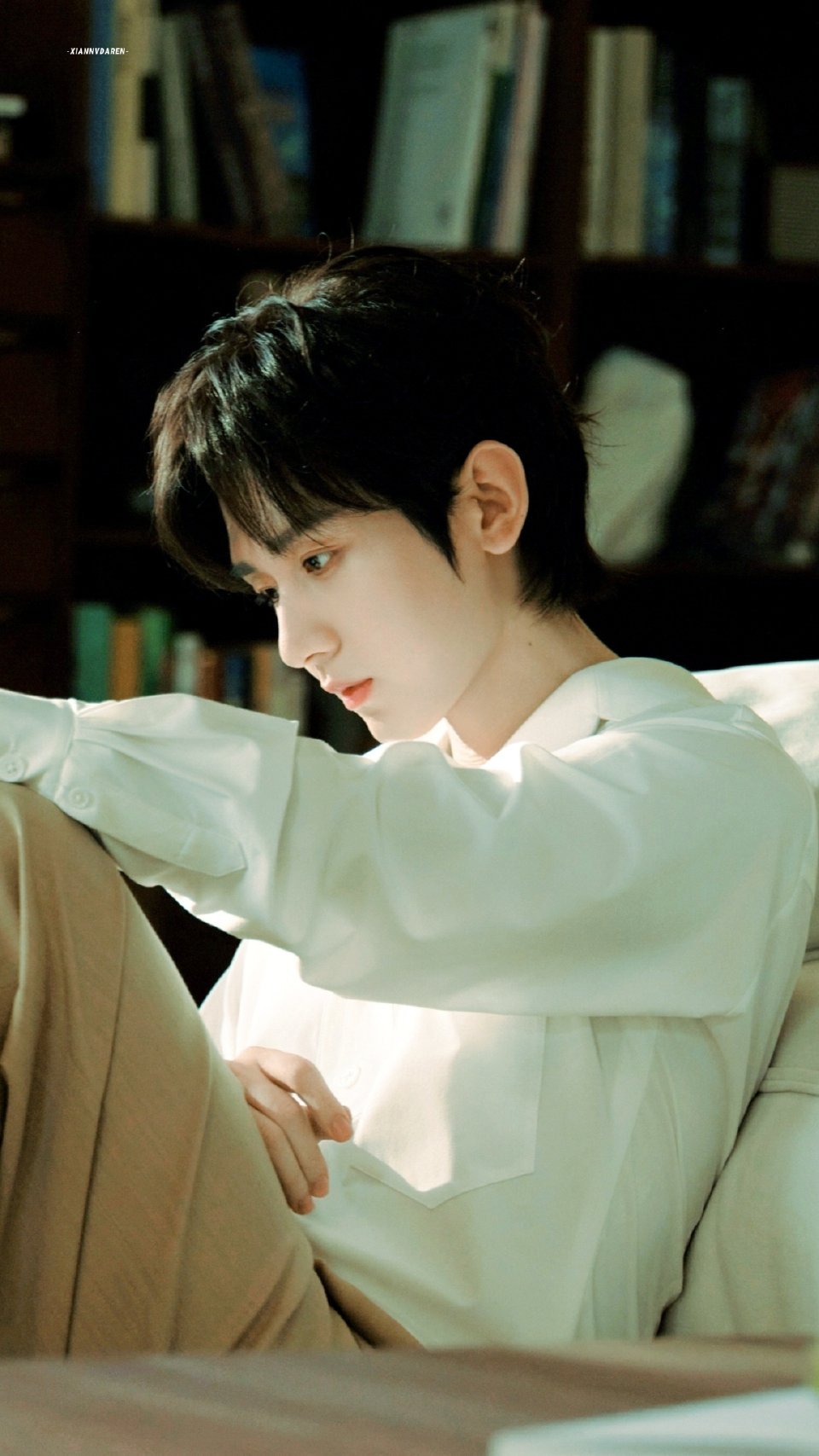 绽家 太会拍了！只要把成毅美貌放大🔍还愁产品怎么卖吗！我永远为成毅美貌买单成毅