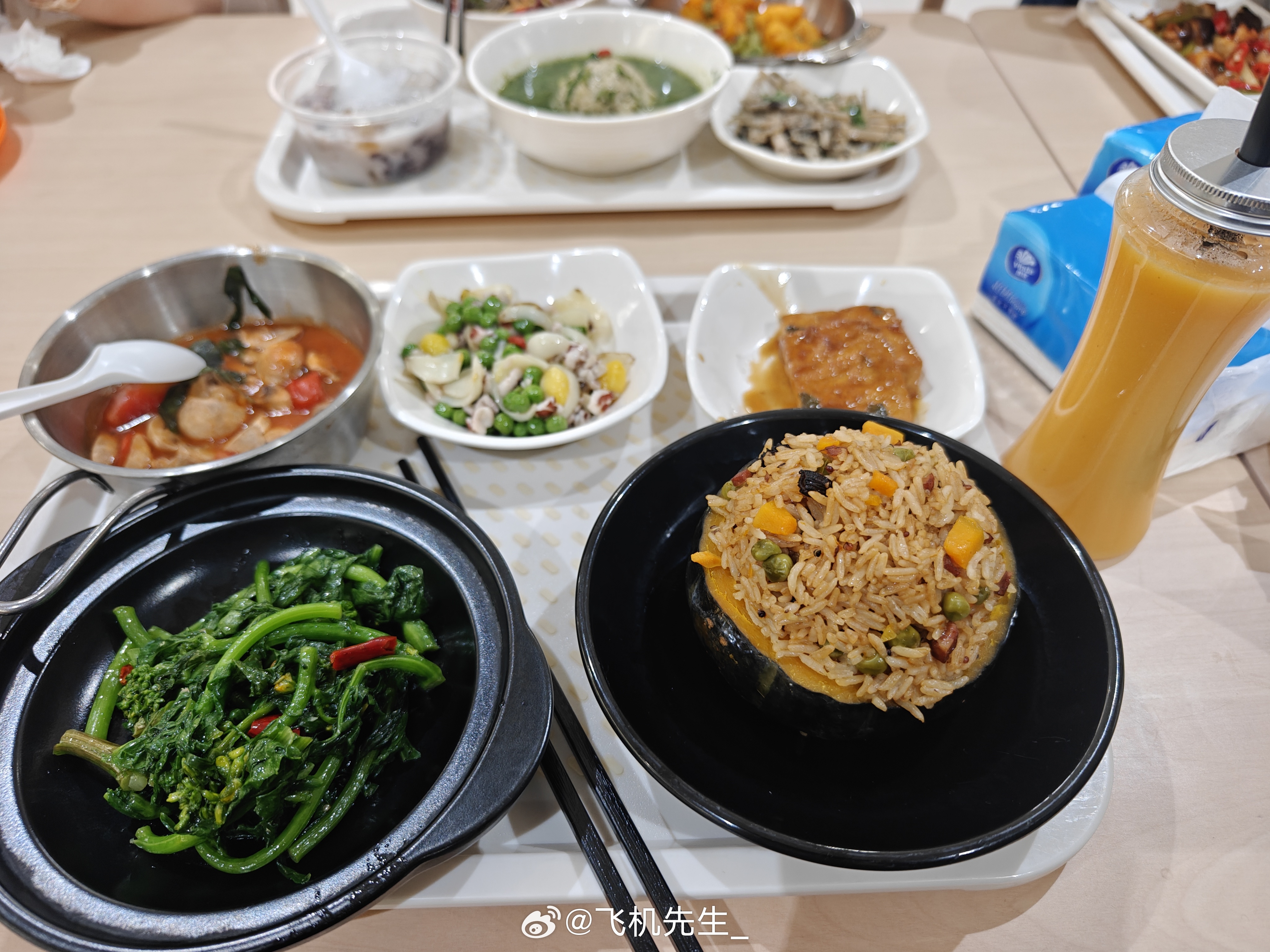 如果你是素食爱好者，非常推荐你来大疆食堂试一下。作为素食爱好者，每次来都很喜欢这