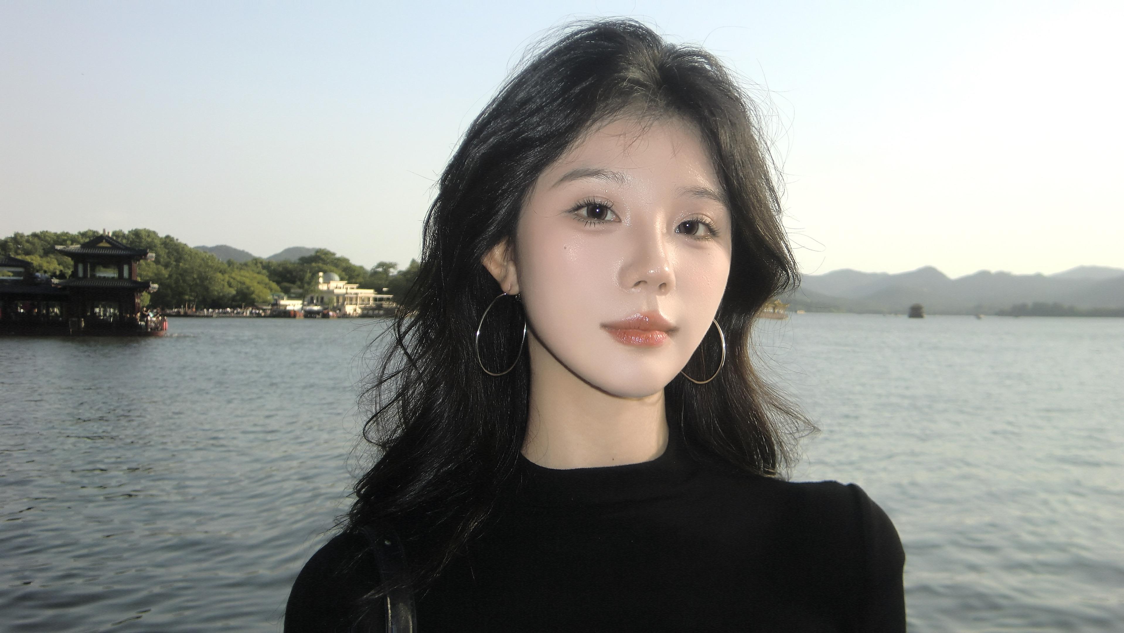 万物各有时令 爱也到了秋天