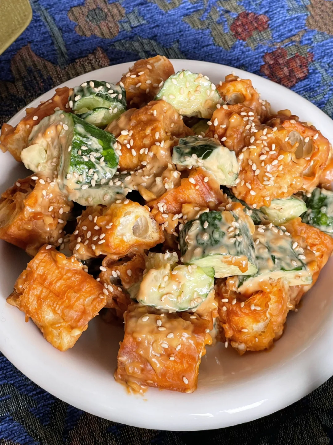 一道逆天凉菜❗️黄瓜拌油条！好吃