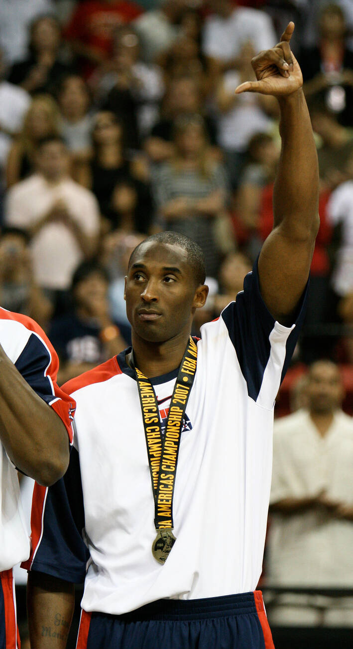 Kobe Bryant 我金牌了 大家帮忙Call 666科比