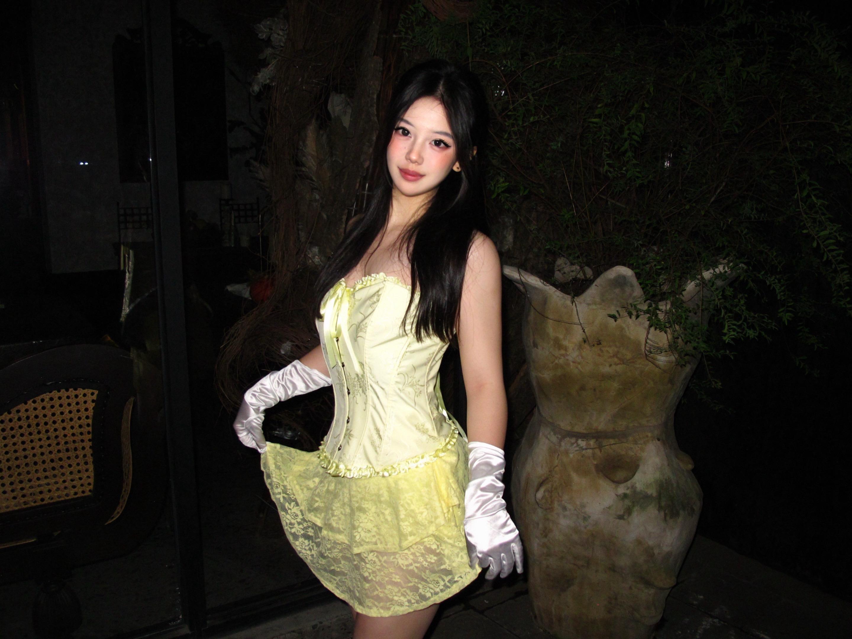 我需要一朵红玫瑰。