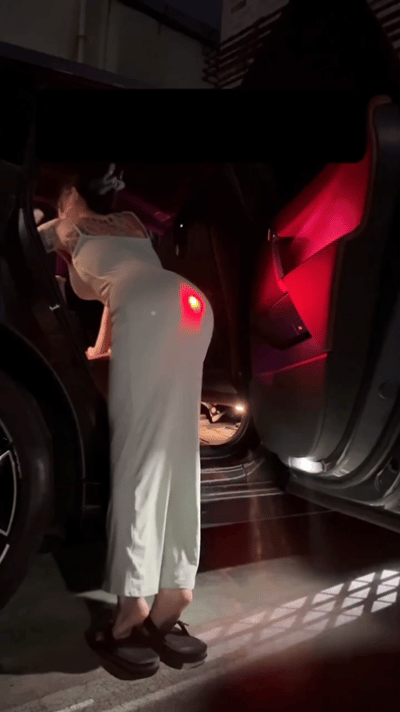 收拾一下车，准备出发 ​​​