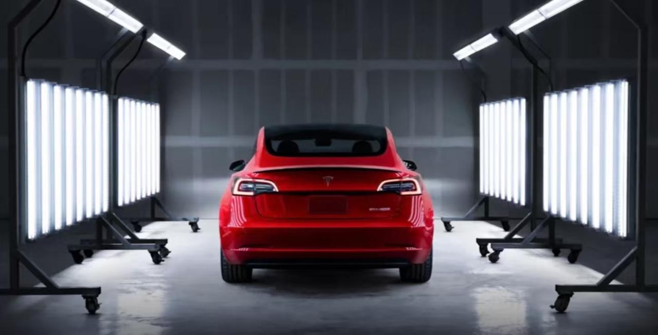 特斯拉预计Q1交付量365,645辆
特斯拉发布了一份汇总了华尔街分析师的一季度