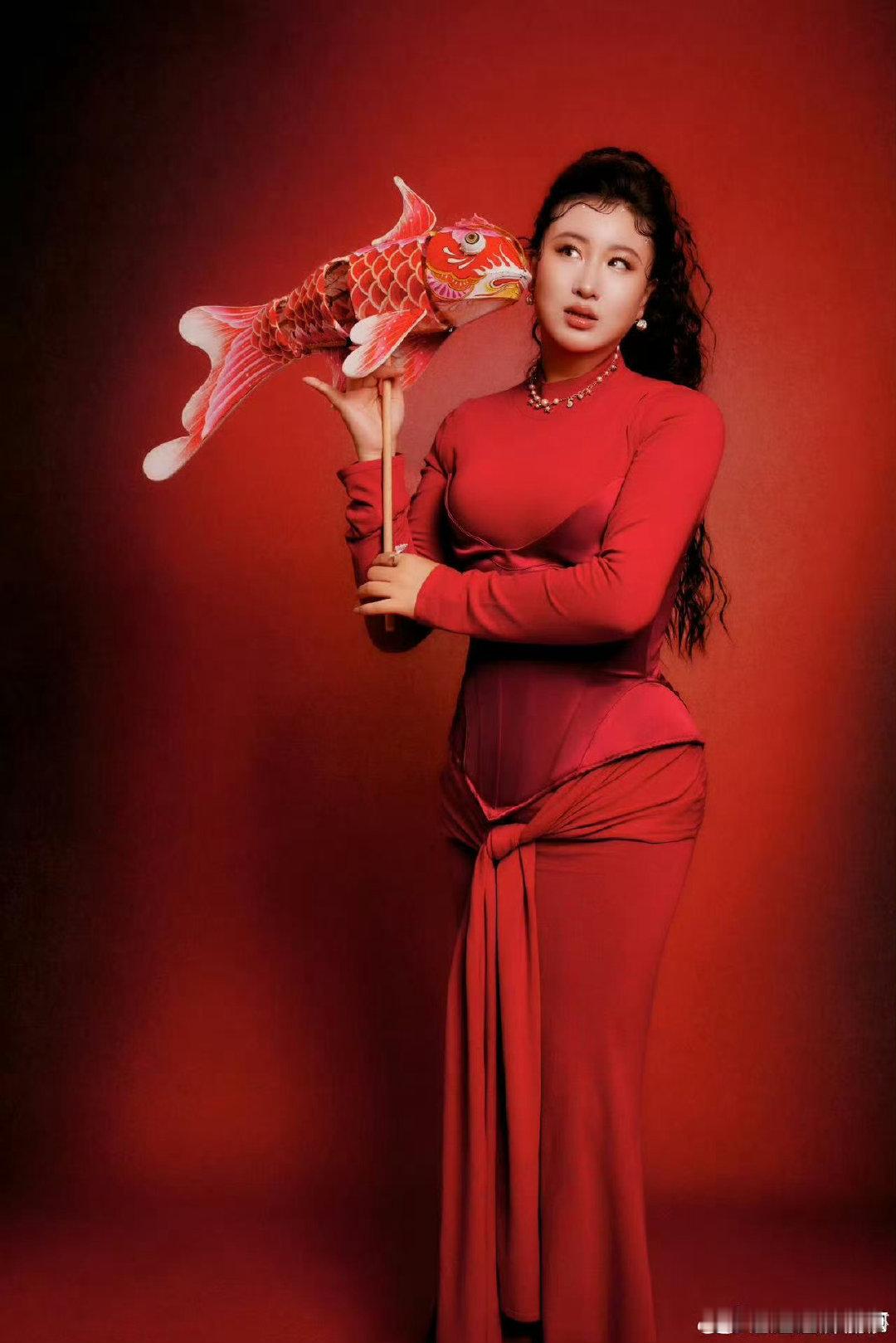 锤娜丽莎加盟歌手2026 锤娜丽莎圆梦歌手圆梦登上歌手2026，锤娜丽莎不负过往
