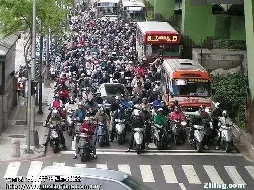广州、台湾都是中国的城市，台湾管理摩托车和电动车就这么简单！广州管理电动车就这么