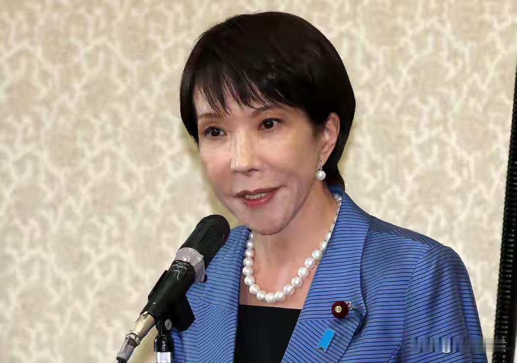 大陆亮奇招，请日军入京看差距
          当然！中国海陆空三军的现代化设