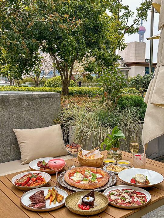 北外滩露台西餐厅🍴 春日约会好chill