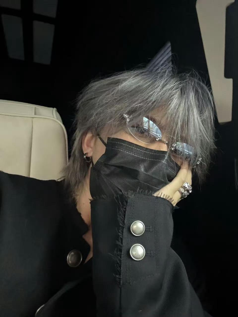 蔡徐坤自拍啊啊啊啊啊，是谁心爱的他啊，是谁心中的顶流啊，真的太帅了 ​​​