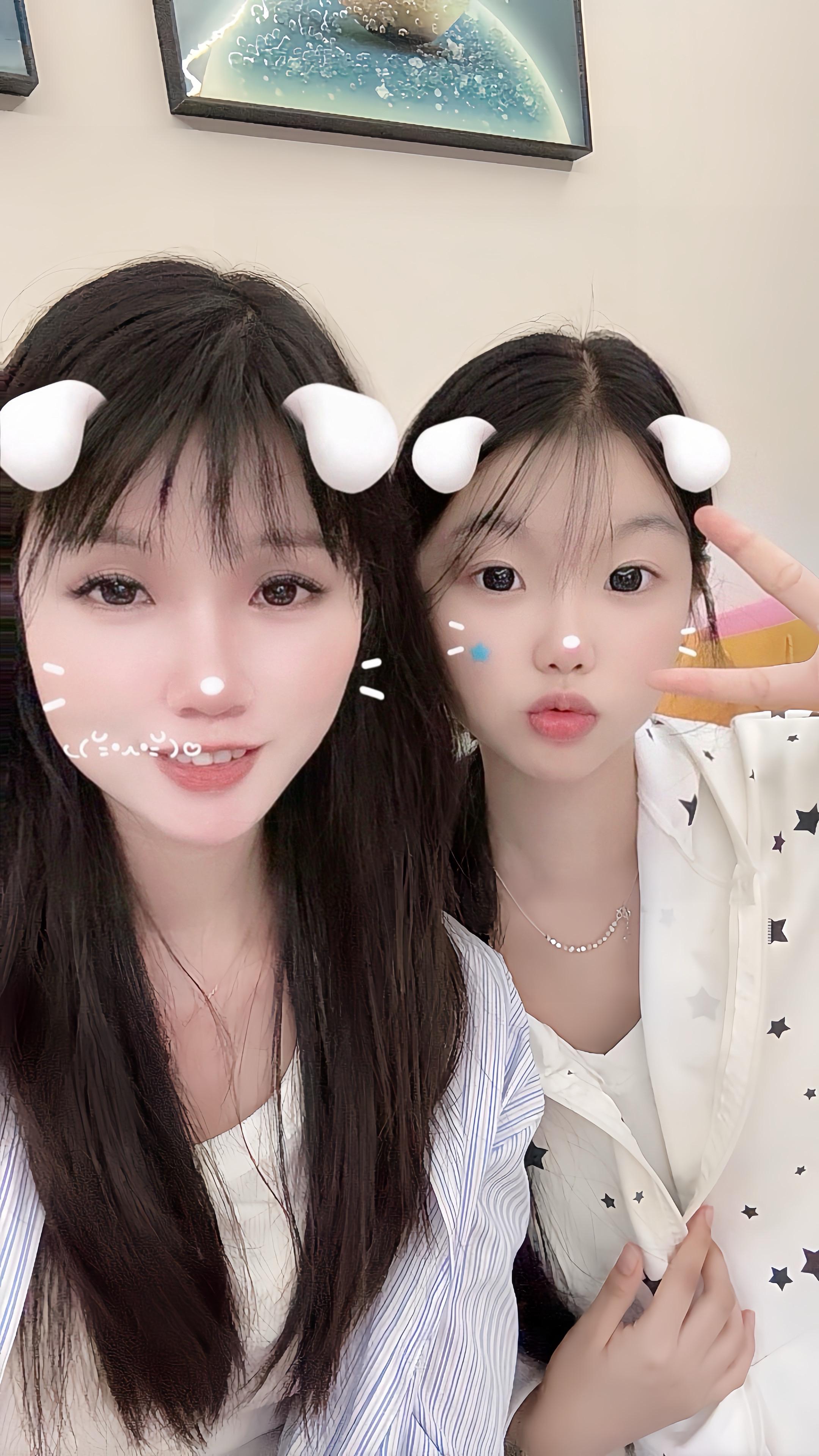 第一次独自离开妈妈，不在妈妈身边的日子，一定要好好照顾自己，平平安安的！