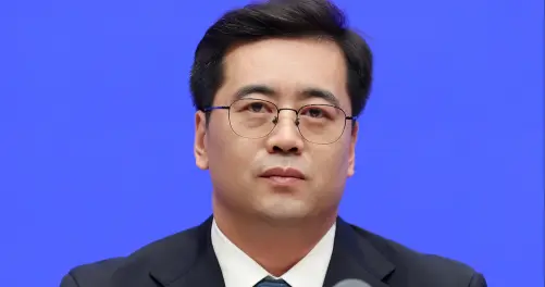 司长现场公布举报平台：欢迎监督我们的执法队伍