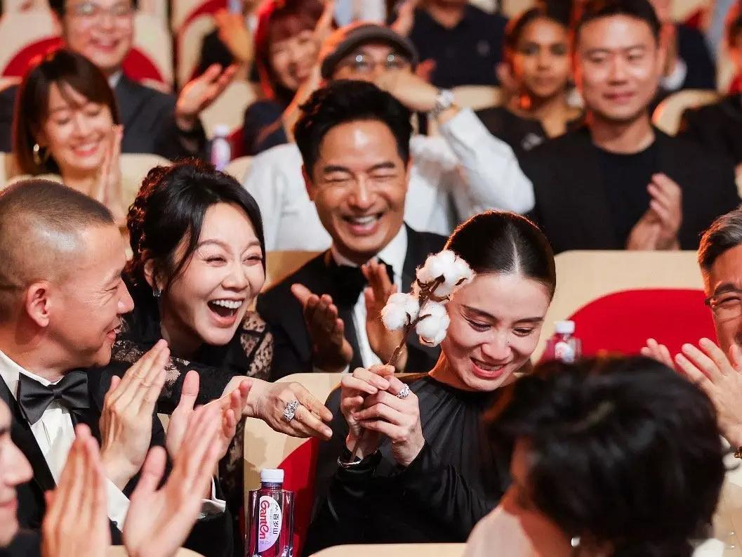 宋佳白玉兰视后妈咪妈咪妈咪妈咪 ​​​