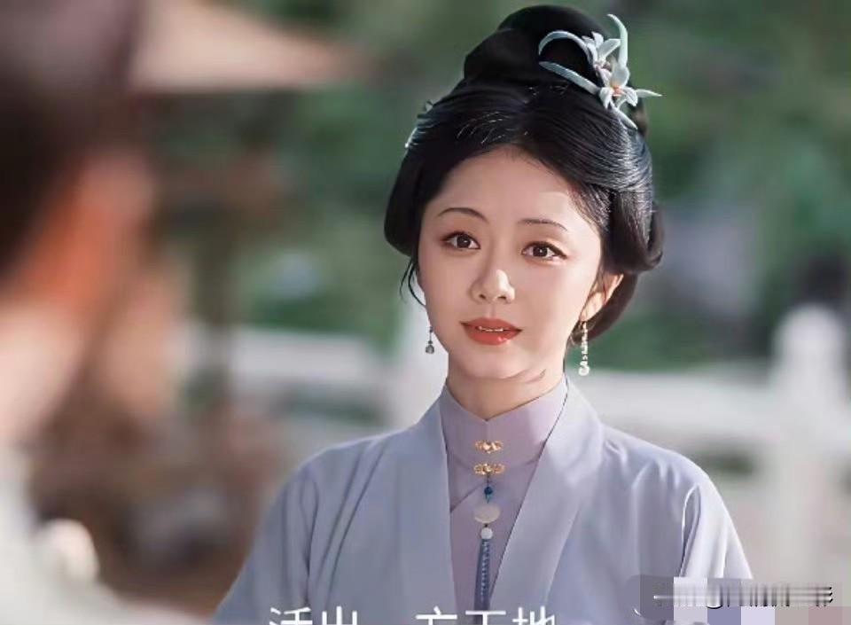 还未开播的《兰香如故》，谭松韵的女主看起来没多少存在感。整部剧最大看点反倒落到郑