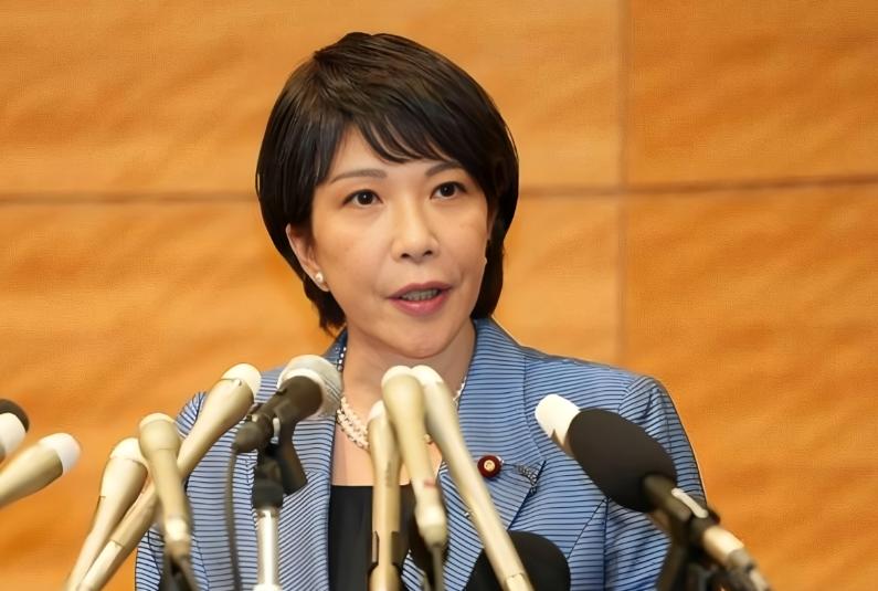日本前首相曾提醒高市，当年中国免掉千亿赔款，是因给日本立了个死规定，

这笔钱按