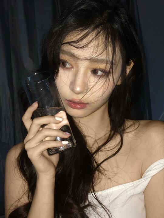 姐妹你是易梦玲嘛