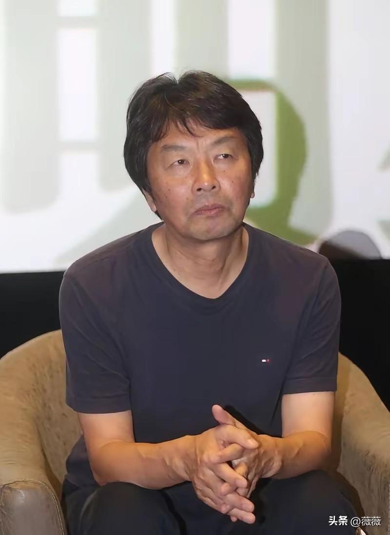 刘震云:“ 你 信 不 信，
一个女人再勤劳、再顾家、
再能干、再善良，如果嫁的