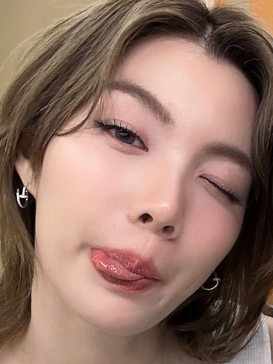 邝小狗🐶  奥小猫🐱 ​​​