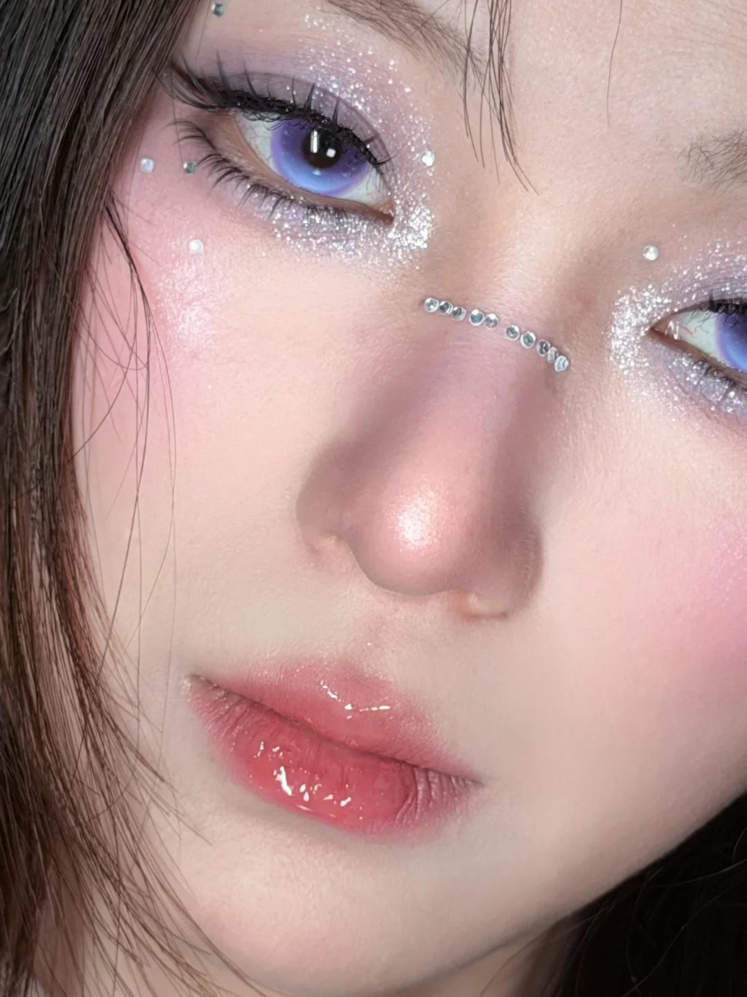 太原约妆｜自带碎钻滤镜的闪闪妆容✨