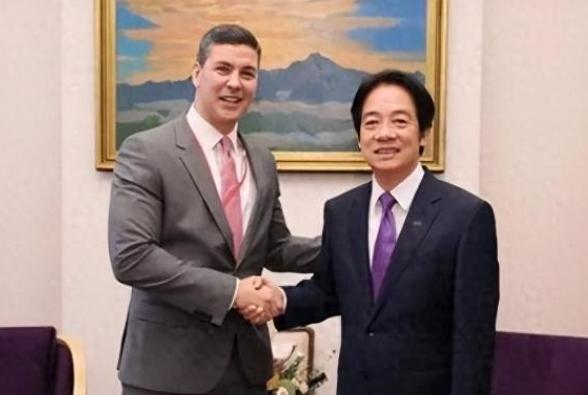 第二个立陶宛出现了？主动邀请赖清德访问，中国68年的友谊喂了狗 这个小国就是，巴