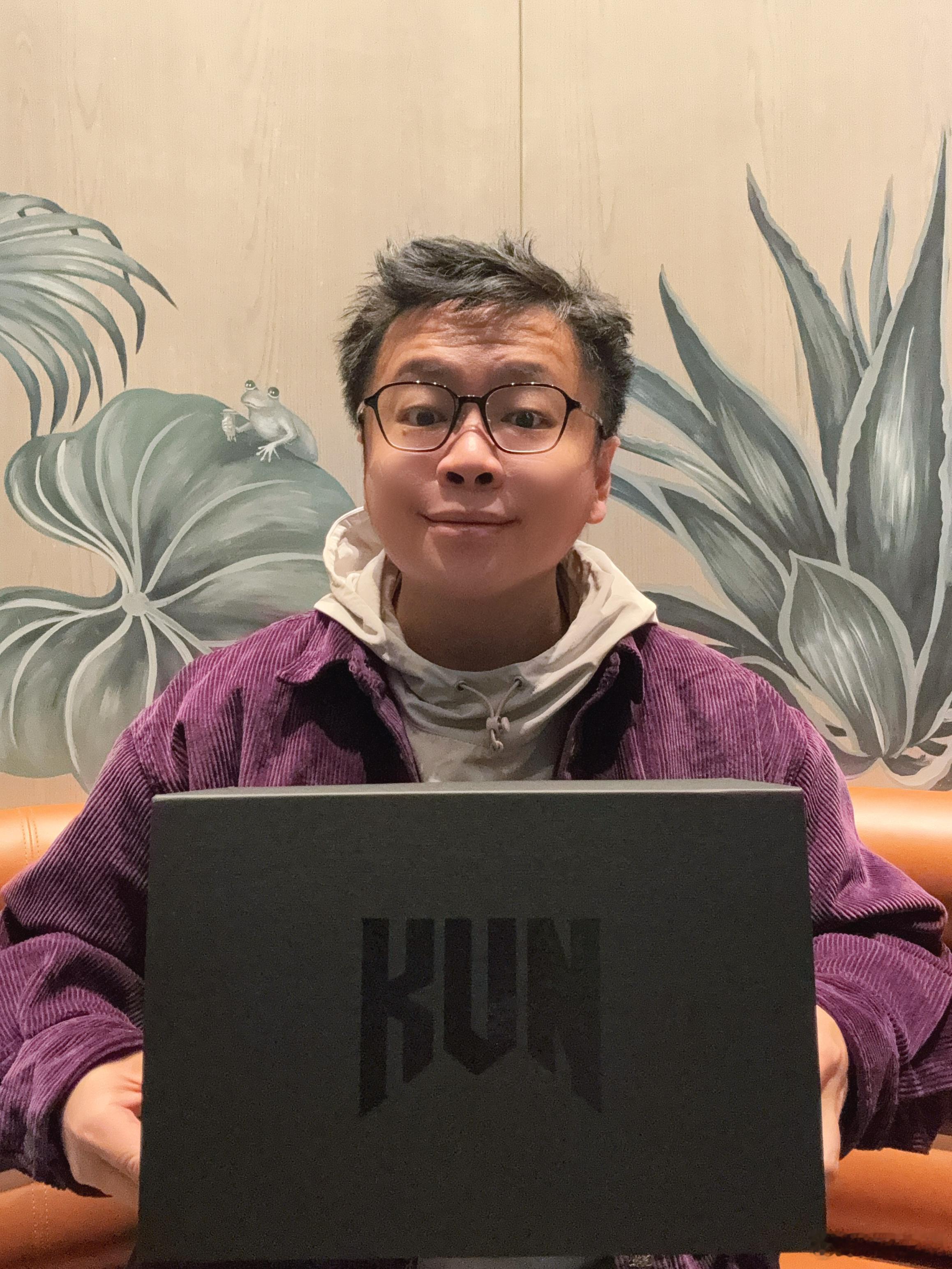 感谢我们这些 Born to Fly的人蛇年一起 重新出发吧感谢MISTINE 
