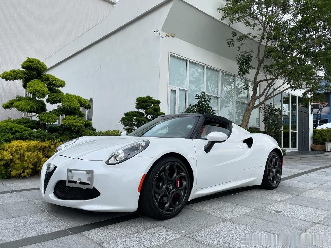 #台湾老车#🇮🇹2019年Alfa Romeo 4C Spider🍀 ​​