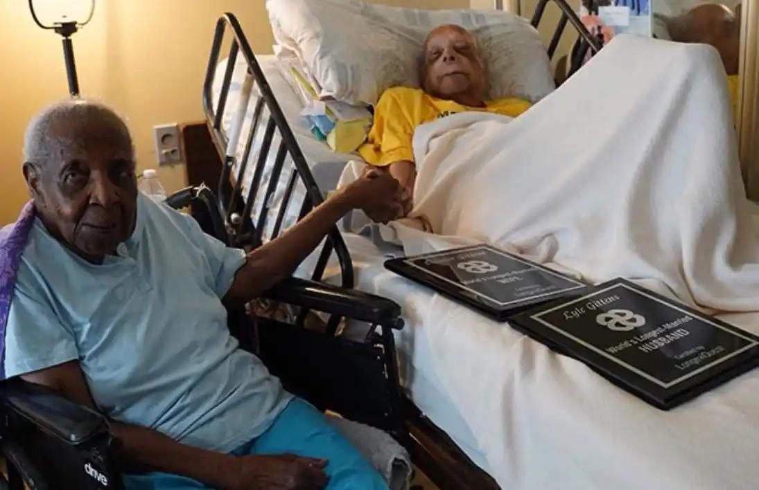 冒昧的问一句，你能分清，哪个是爷爷，哪个是奶奶吗？

美国迈阿密108岁的莱尔与