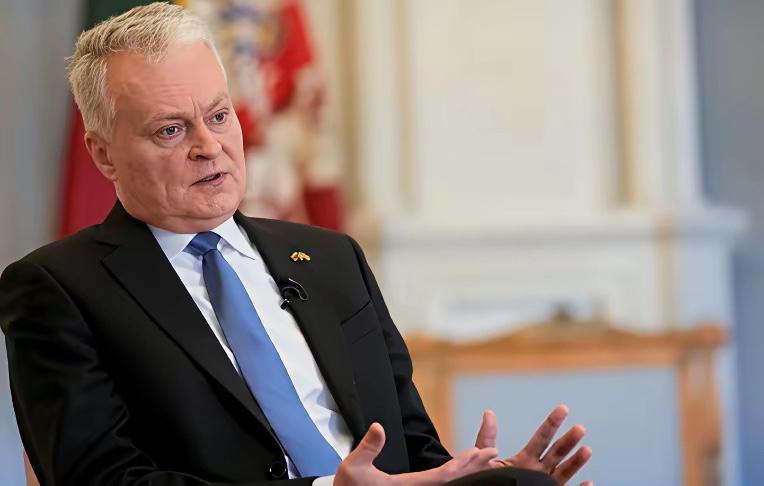 立陶宛这小破碗，急着承认吃了亏

京报网2月3日消息，立陶宛新总理鲁吉涅内公开承