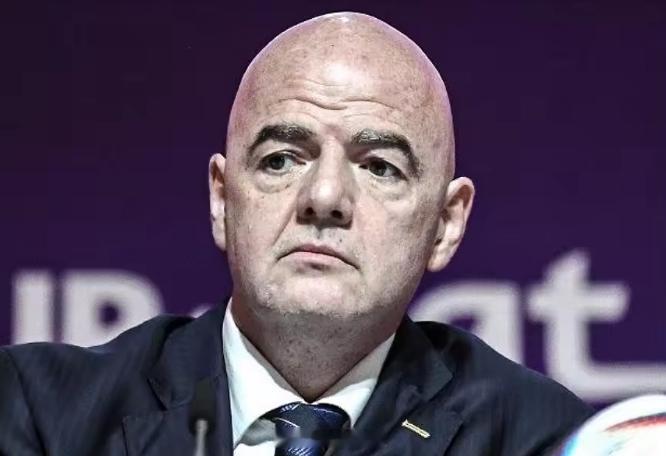 德国足协主席：支持欧足联，因凡蒂诺独断专行应彻查今天德国足协主席德·诺伊恩多夫发