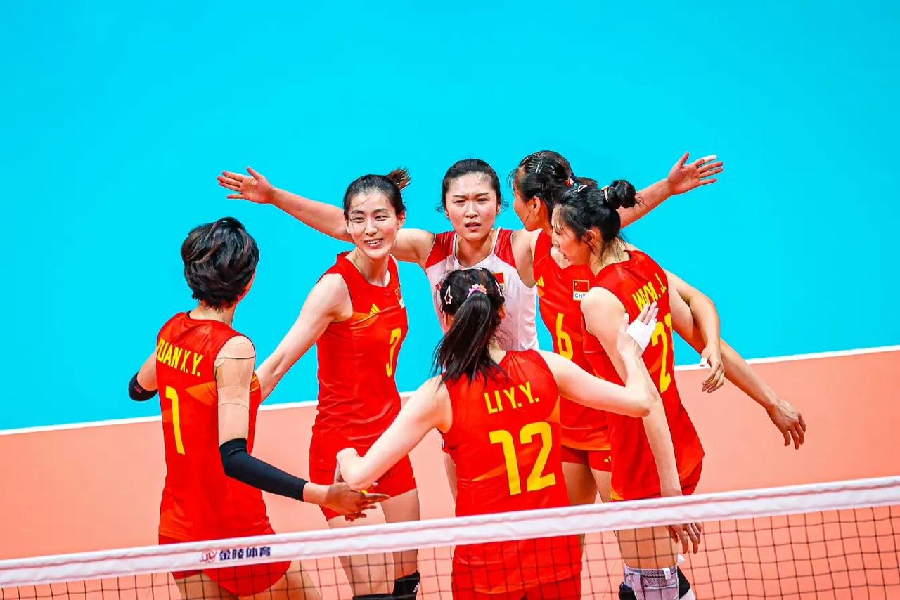 中国女排晋级杭州亚运会决赛！
杭州亚运会女排半决赛，中国女排3-0横扫泰国女排。