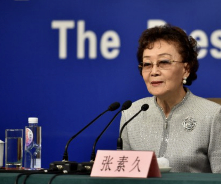 【#追忆侨领张素久#：曾多次访粤，称与父亲张治中都跟广东有感情】#爱国侨领张素久