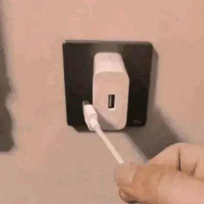 蹭蹭不进去也能怀孕，不管什么情况最好戴套！

广东一16岁女生因严重出血，生命垂