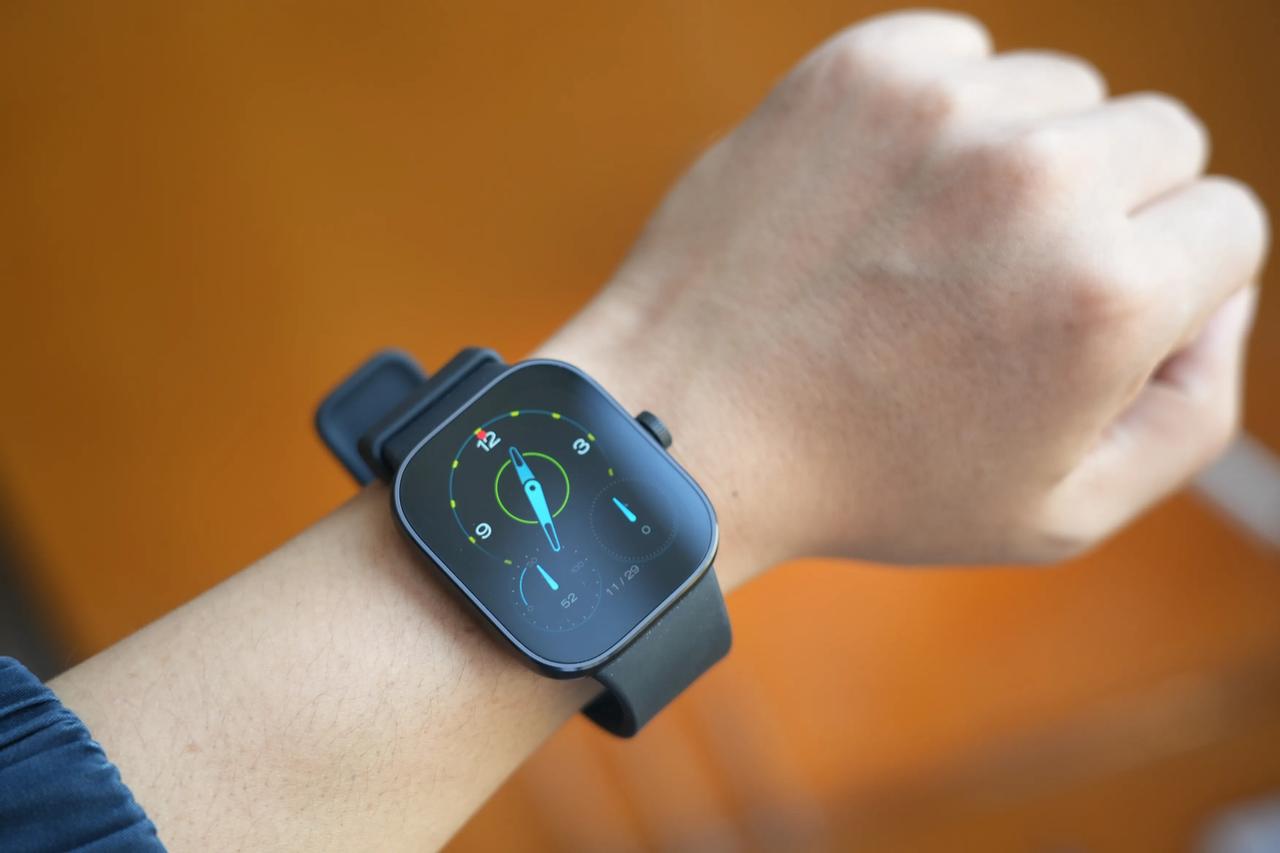 用了一周Redmi Watch4，聊6点：

①心率与血氧监测功能的准确率进一步