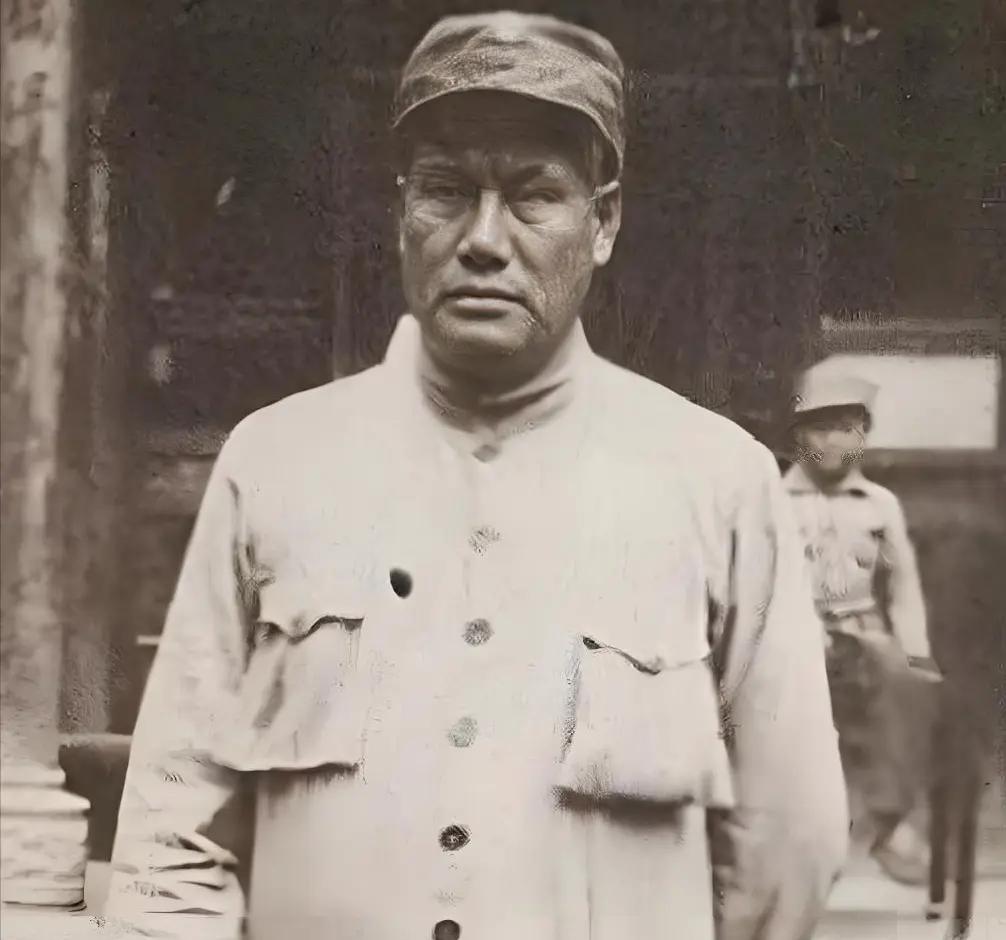 1939年，贺龙打算提拔老部下王尚荣担任旅长，毛主席突然反问：“当年给八路军送4