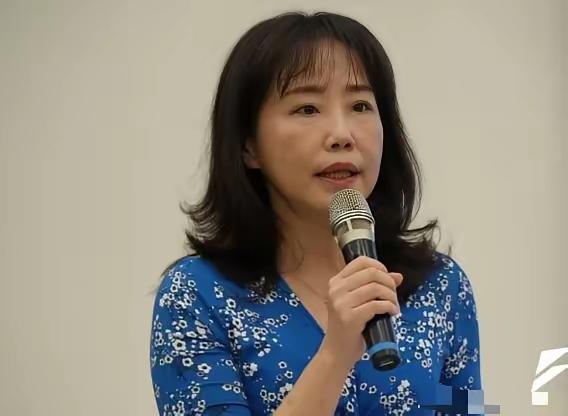 尹乃菁火力全开！

当台湾青年亲眼见证神舟23号直冲云霄时，民进党还在自欺欺人，