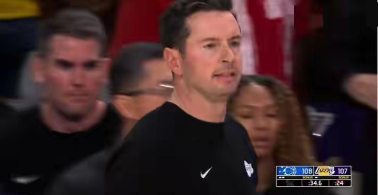 湖人爆冷不敌魔术，一场丑陋的比赛揭露了三个输球的罪人。1.东契奇，越来越觉得他就