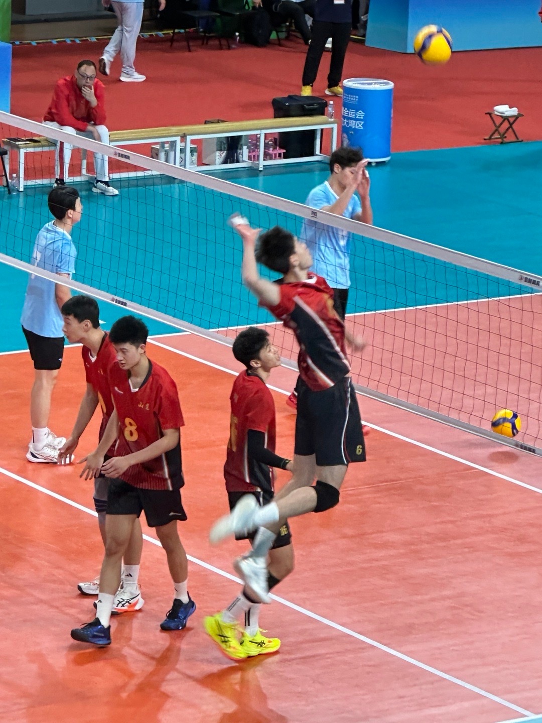 看李海打球真的很爽 