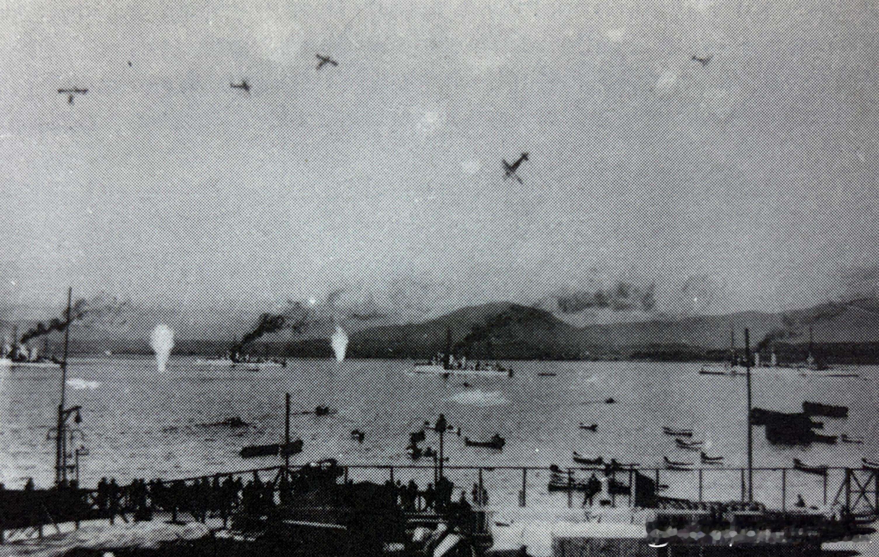 1931年9月6日智利空军轰炸叛乱的海军舰艇。1931年8月31日至9月1日夜间