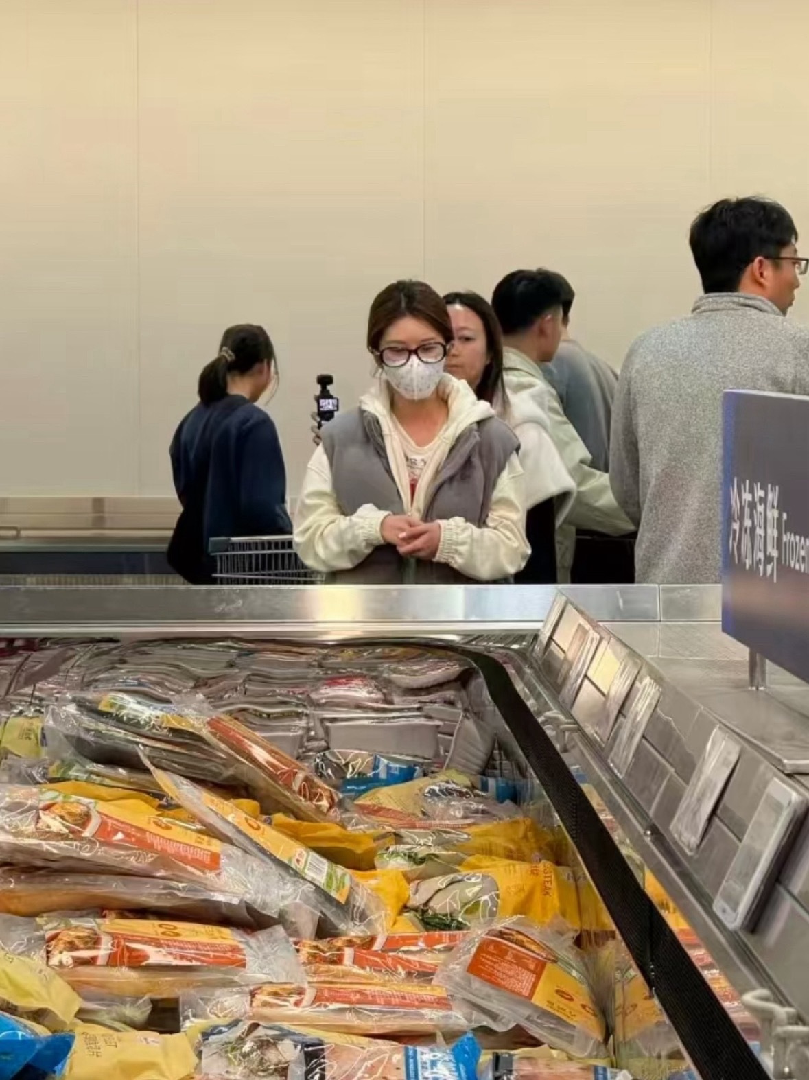 所以我孩儿每次去山姆小脑瓜里都一直在载入可用信息吧赵露思