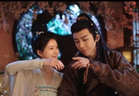 刘宇宁和赵露思主演的新剧《珠帘玉幕》自开播以来，收视率表示亮眼。 