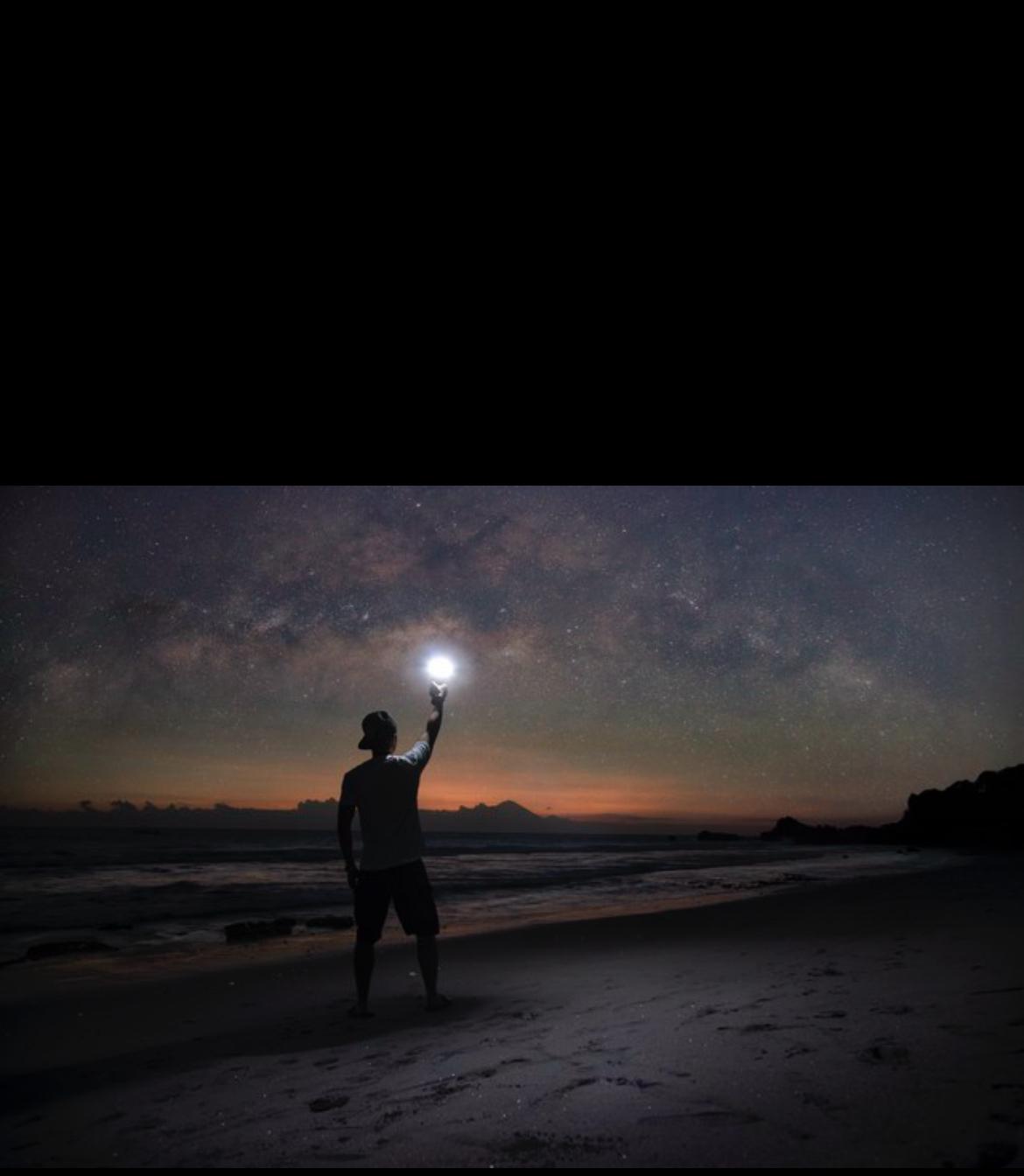 一个男人
最踏实的感觉
莫过于
被一个人懂得

一个男人最暖心的时刻
是有人全心