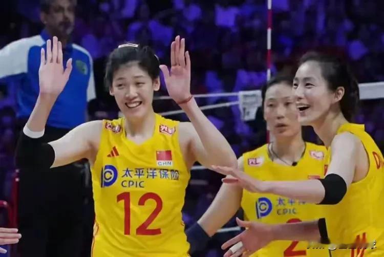 大爆冷！日本女排2:3加拿大女排，不得不说的三个事实：
1. 日本队输掉比赛从而