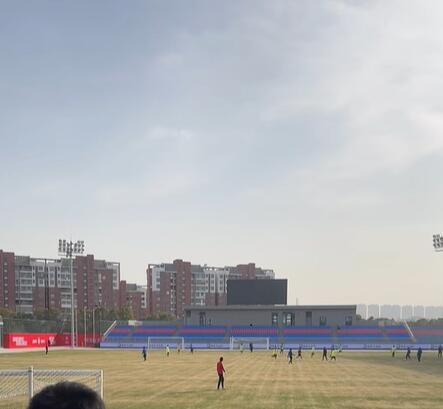 今天下午在海门珂缔缘训练基地，2026苏超南通队选拔队与中乙海门珂缔缘一线队进行