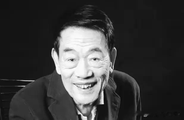 杨少华去世，给世人提了三个醒：
1, 对年轻人来说,该啃老还是得啃老,现在钱不好